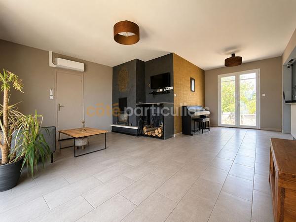 Vente
                Maison89,76 m² - 5 Pièces -
                    L AIGUILLON LA PRESQU ILE (85460)