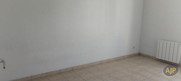 Location appartement Saintes : 700 € - AJP Immobilier Saintes