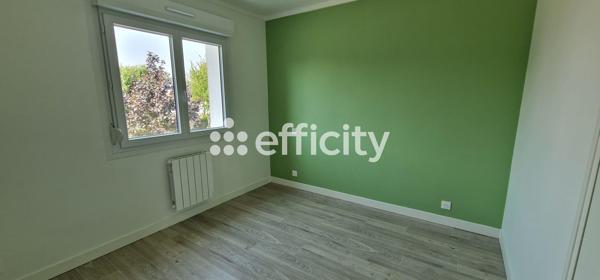 Appartement
         3 pièces
        - 58 m² 225 000 € *