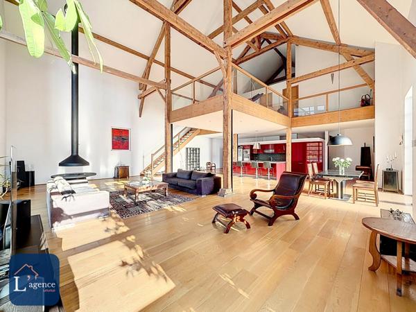 Grange rénovée d'exception T9 Thoiry 01710