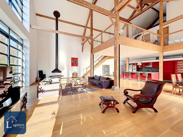 Grange rénovée d'exception T9 Thoiry 01710