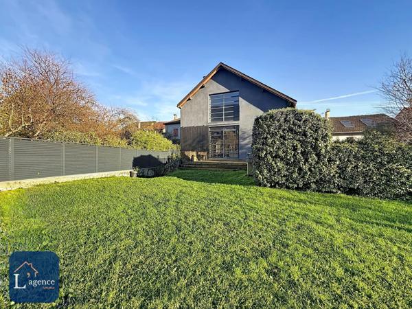 Grange rénovée d'exception T9 Thoiry 01710