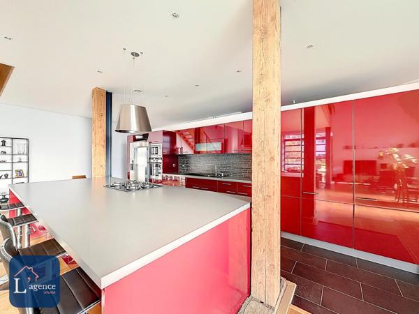 Grange rénovée d'exception T9 Thoiry 01710