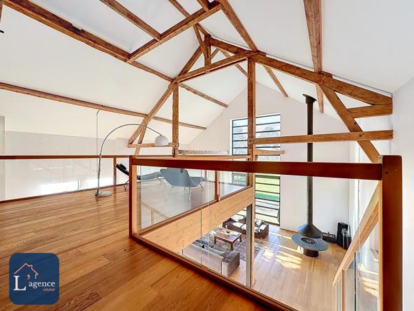 Grange rénovée d'exception T9 Thoiry 01710