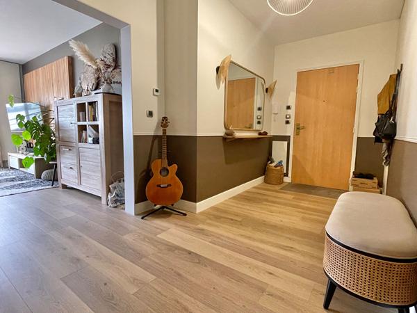 Appartement Angers Ney-Saint Serge 106m3 + terrasse - 3 chambres, garage Angers