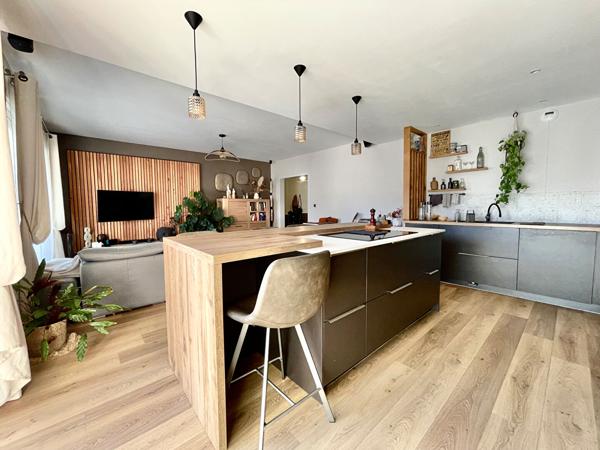 Appartement Angers Ney-Saint Serge 106m3 + terrasse - 3 chambres, garage Angers