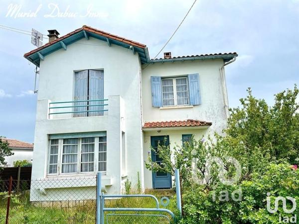 Maison 3 pièces de 100 m² à Étaules (17750)