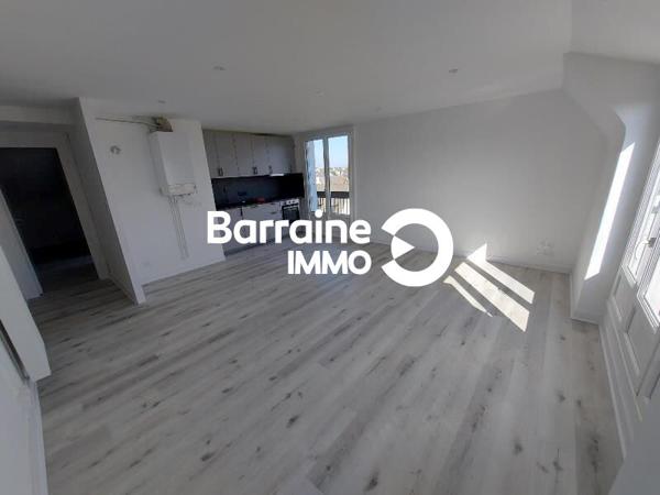 Location appartement à Saint-Pol-de-Léon, 3 pièces 88.85m²