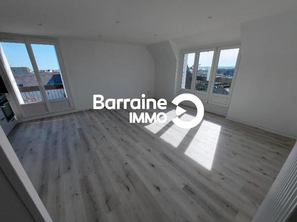 Location appartement à Saint-Pol-de-Léon, 3 pièces 88.85m²