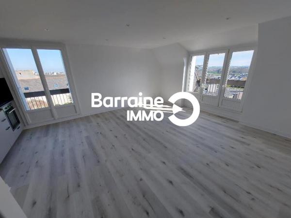 Location appartement à Saint-Pol-de-Léon, 3 pièces 88.85m²