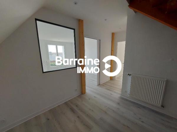 Location appartement à Saint-Pol-de-Léon, 3 pièces 88.85m²