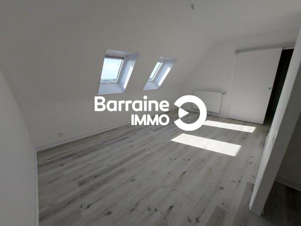 Location appartement à Saint-Pol-de-Léon, 3 pièces 88.85m²