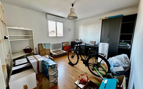 Maison à vendre    6 pièces •  Bordères-sur-l'Échez