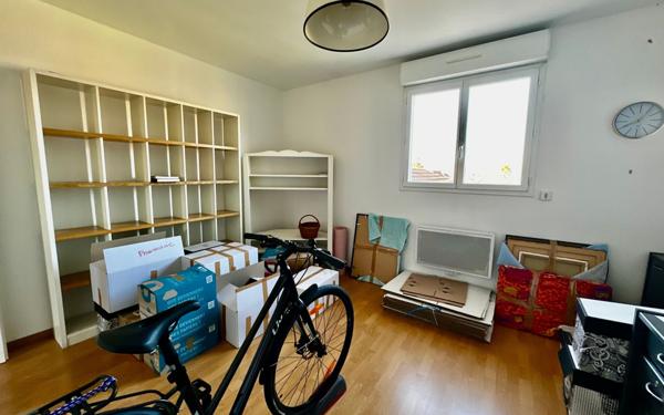 Maison à vendre    6 pièces •  Bordères-sur-l'Échez