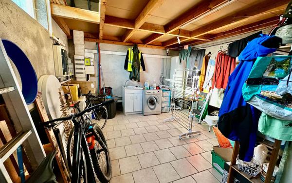 Maison à vendre    6 pièces •  Bordères-sur-l'Échez