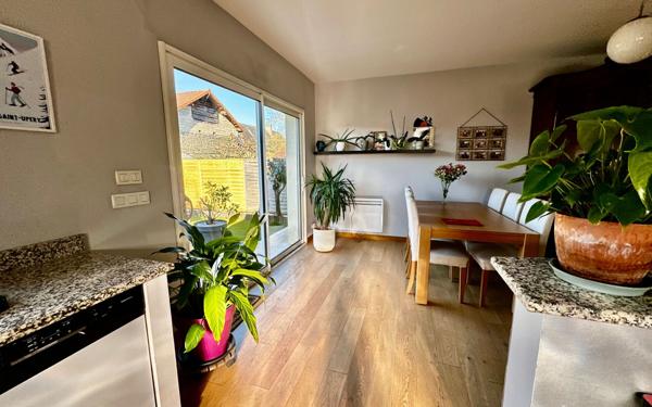 Maison à vendre    6 pièces •  Bordères-sur-l'Échez