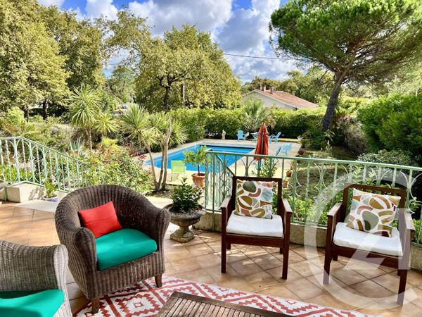 Maison à vendre  9 pièces - 213 m2 ANDERNOS LES BAINS - 33