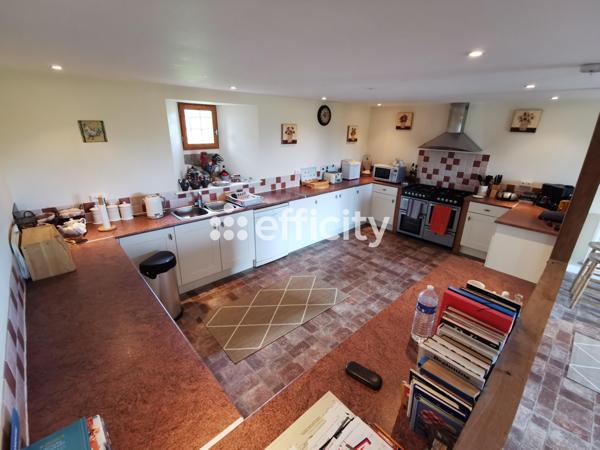 Maison 9 pièces - 269 m²