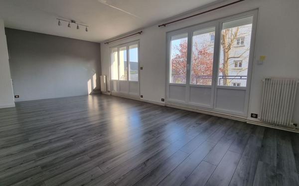 Appartement à louer    4 pièces •  Caen
