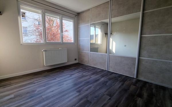 Appartement à louer    4 pièces •  Caen