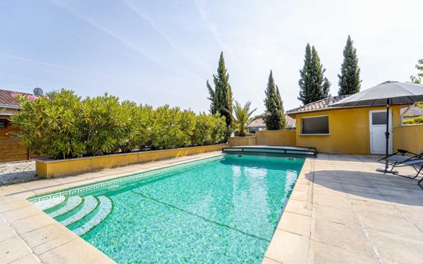 Maison à vendre    6 pièces •  Lit-et-Mixe