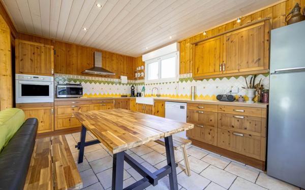 Maison à vendre    6 pièces •  Lit-et-Mixe