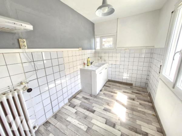 A SAISIR OLIVET : quartier calme proche centre ville maison de plein pied environ 60m² habitable
