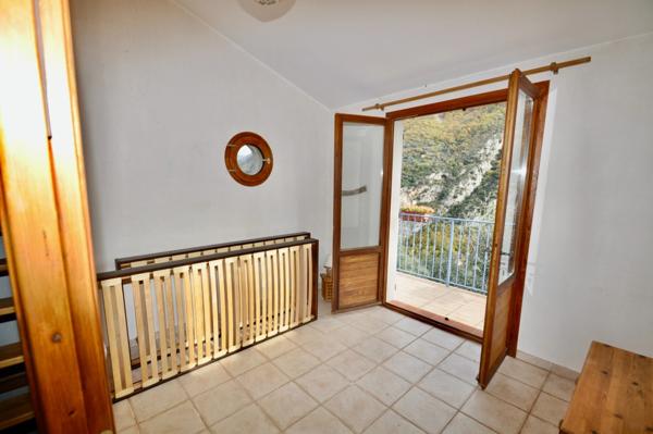 Dpt Alpes Maritimes (06), à vendre Breil sur ROYA Maison 7 pièces sur 1312 m² de terrain belle dégagée sur montagnes