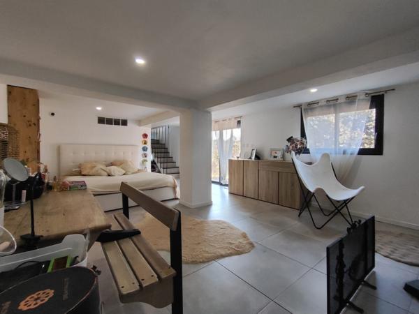 SOMPTUEUSE VILLA RIANS