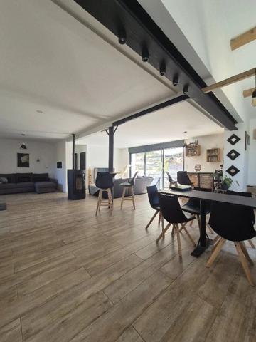 SOMPTUEUSE VILLA RIANS