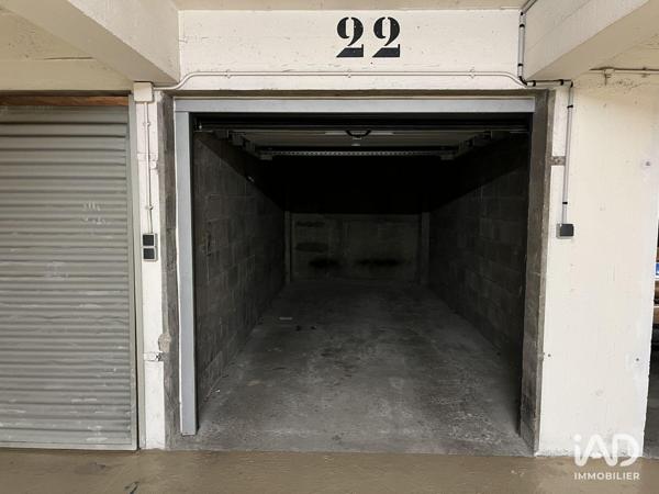 Location parking 11 m² Paris 7