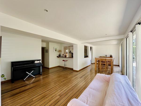 Villa 7 pièces – Piscine, garage, terrain 914 m² – Ravine des Cabris (Saint-Pierre)
