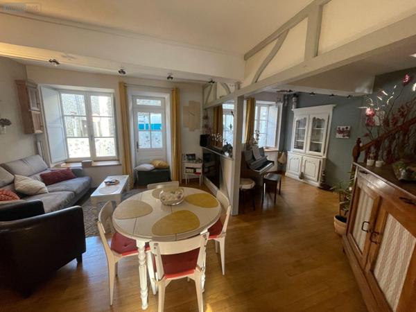 Maison à vendre à Lassay-les-Châteaux en Mayenne (53110), ref : 590