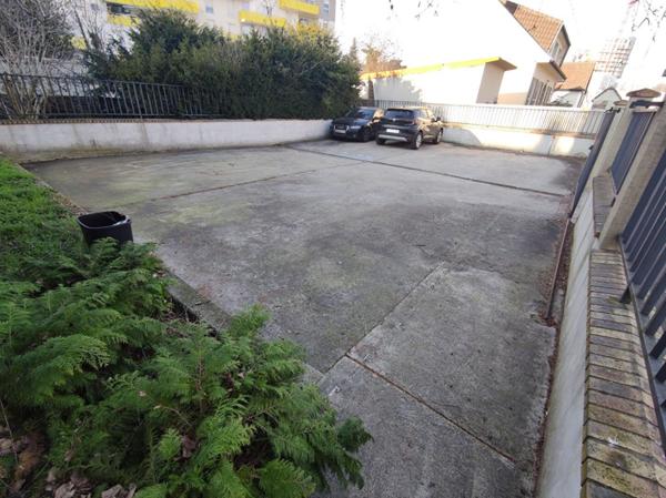 Appartement F2 37 m2 TBE, RDC avec jardin de 55m2