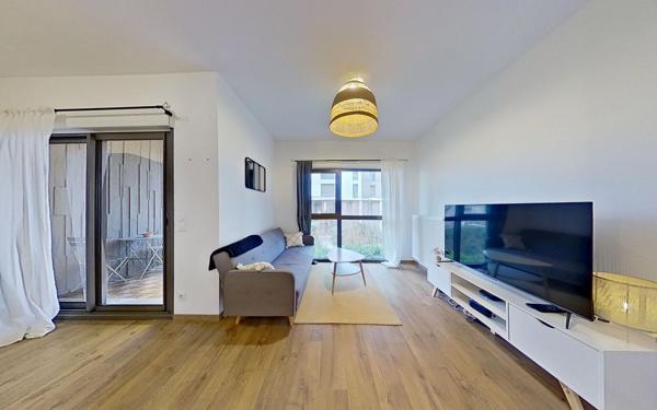 Appartement à louer    2 pièces • 47,20 m2 Bordeaux