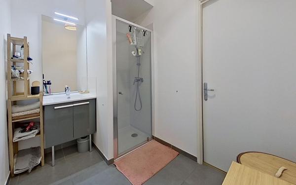 Appartement à louer    2 pièces • 47,20 m2 Bordeaux