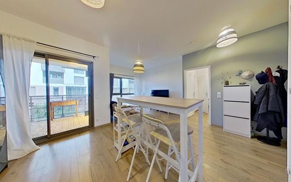 Appartement à louer    2 pièces • 47,20 m2 Bordeaux