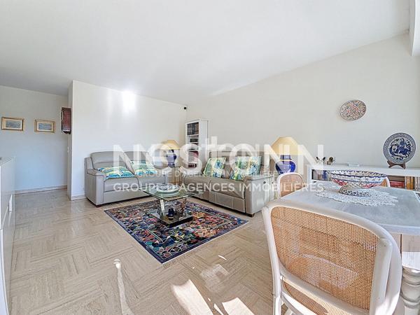 MANDELIEU : 4P TRAVERSANT AU CALME