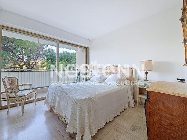 MANDELIEU : 4P TRAVERSANT AU CALME