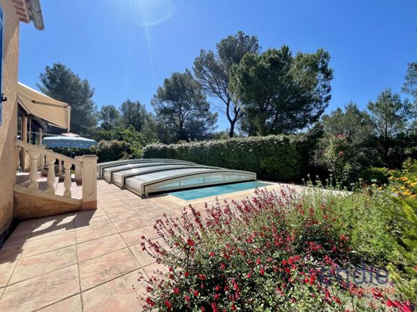 DRAGUIGNAN VILLA T4 PISCINE CARPORT