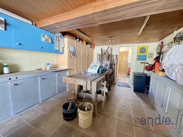 DRAGUIGNAN VILLA T4 PISCINE CARPORT