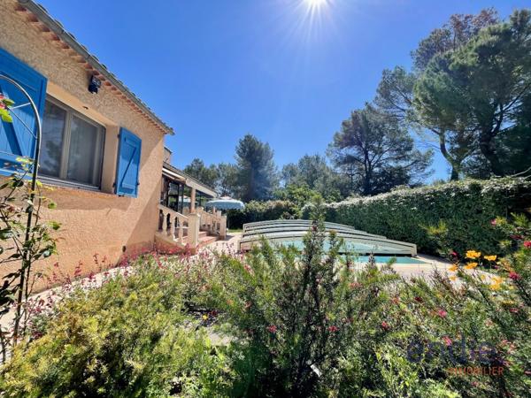 DRAGUIGNAN VILLA T4 PISCINE CARPORT