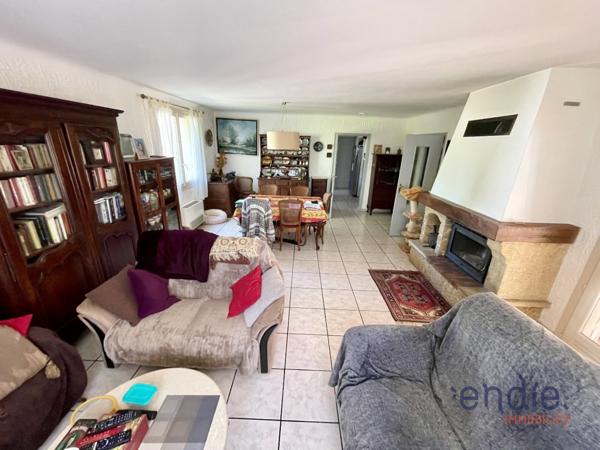 DRAGUIGNAN VILLA T4 PISCINE CARPORT