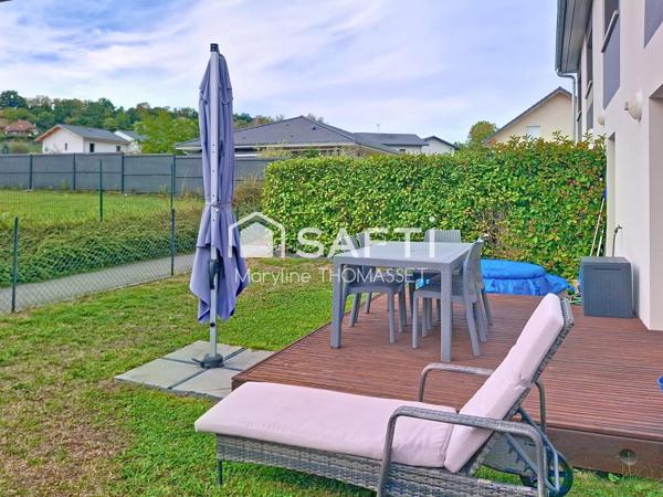 duplex en rez de jardin, avec 3 chambres