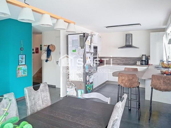 duplex en rez de jardin, avec 3 chambres