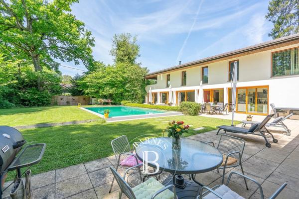 Sciez, Maison 5 Chambres -  310 m² à vendre