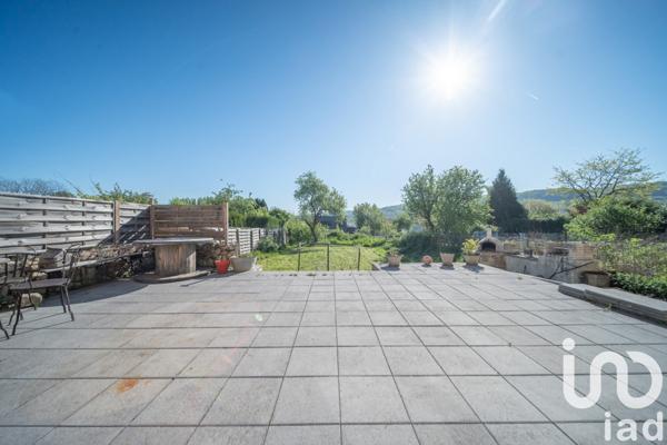 Maison 6 pièces de 200 m² à Russange (57390)