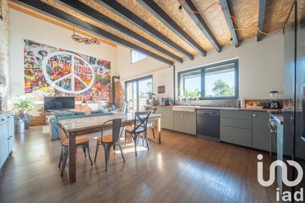 Maison 6 pièces de 200 m² à Russange (57390)