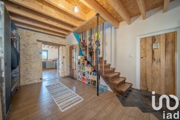 Maison 6 pièces de 200 m² à Russange (57390)