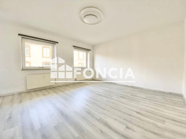 Location Studio 26 m² - 5 - 7 RUE DE L'ABREUVOIR Metz 57000